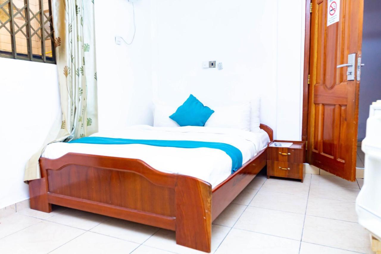 Sky Plus Hotel & Resort Ho Екстериор снимка