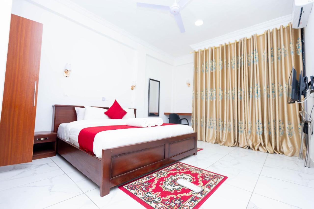 Sky Plus Hotel & Resort Ho Екстериор снимка