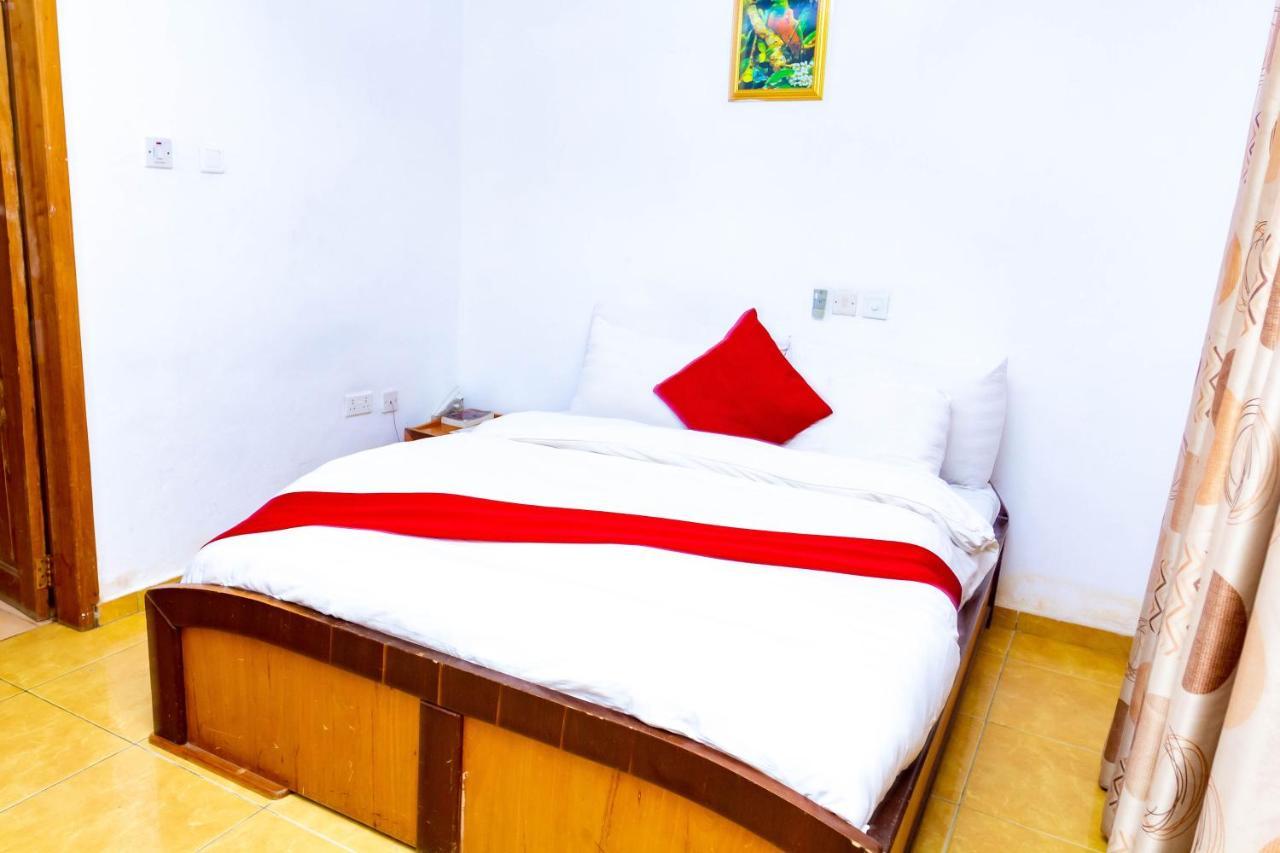 Sky Plus Hotel & Resort Ho Екстериор снимка